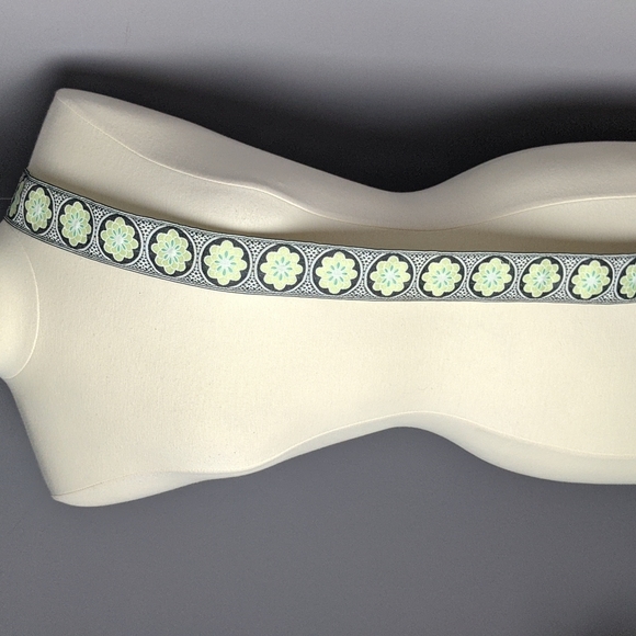 Flower Cloth Belt - Picture 2 of 5